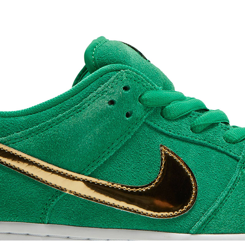 DUNK LOW SB 