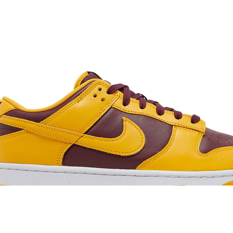 DUNK LOW 