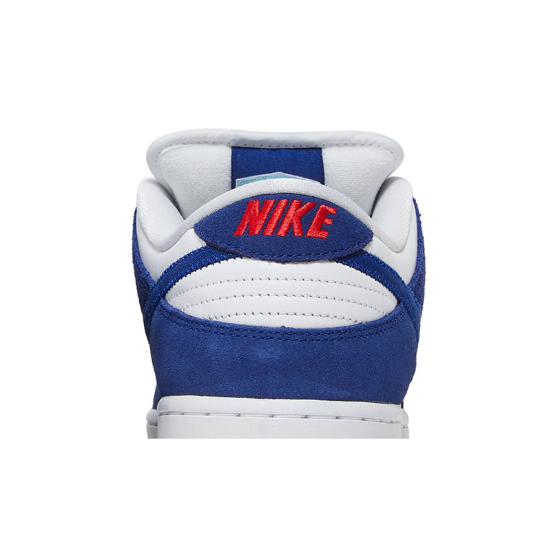 Dunk Low SB 