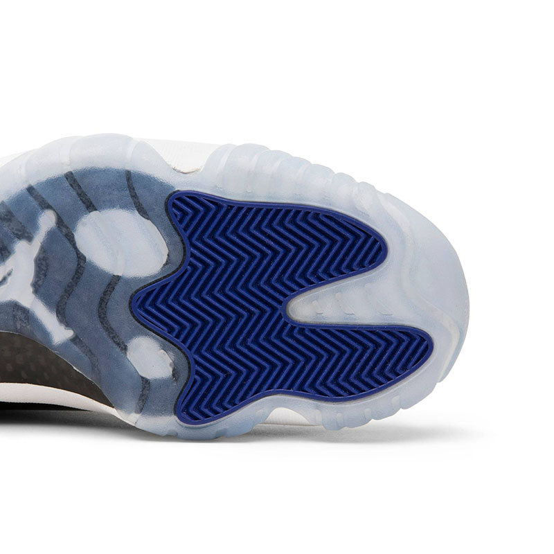 AIR JORDAN 11 RETRO 