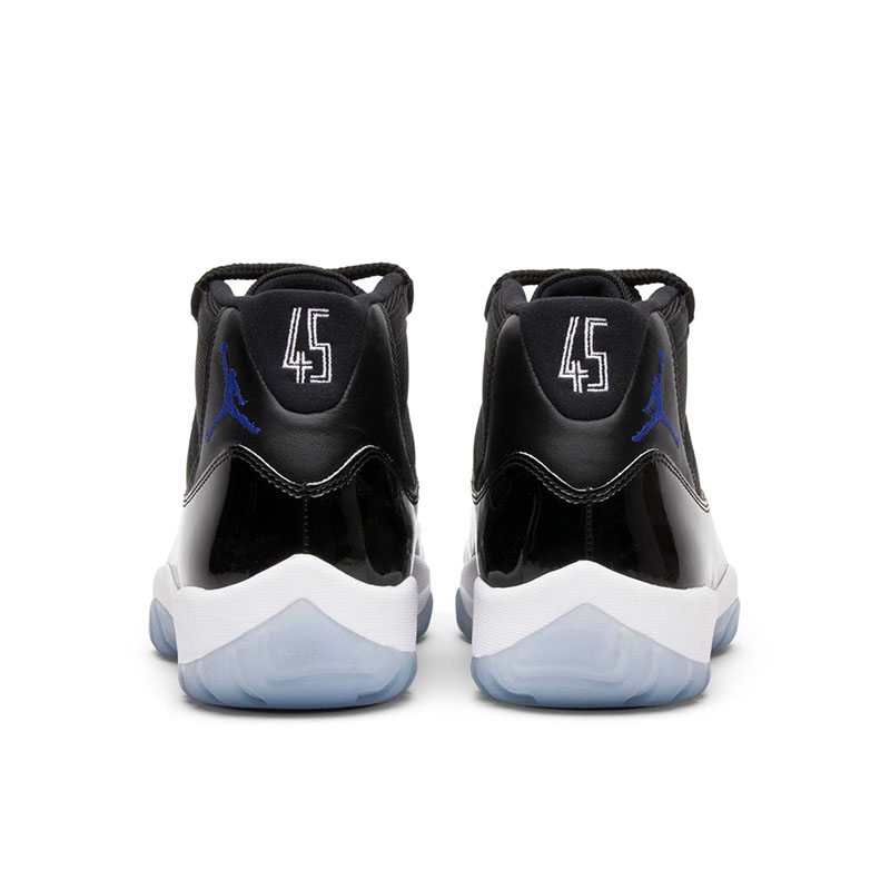 AIR JORDAN 11 RETRO 