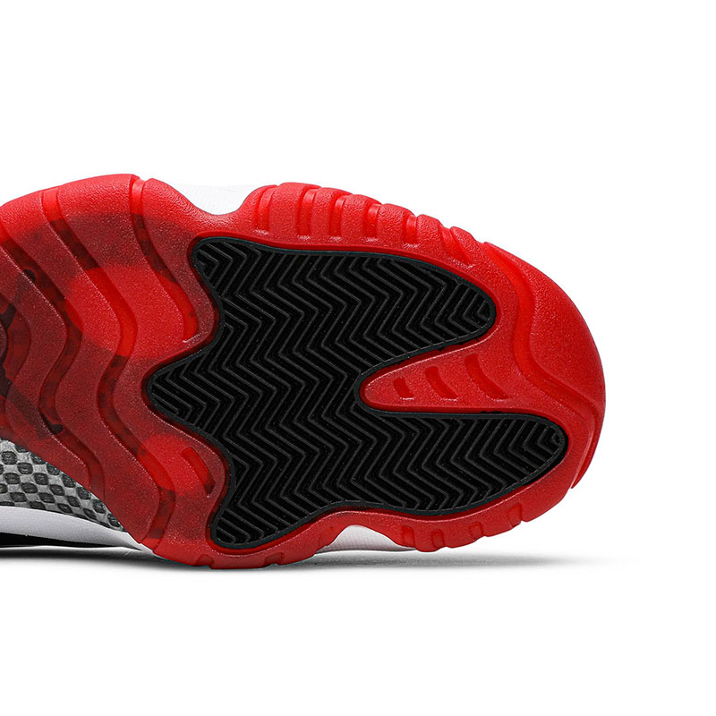 AIR JORDAN 11 RETRO LOW 