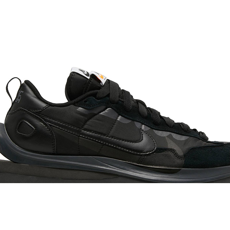 SACAI X VAPORWAFFLE 