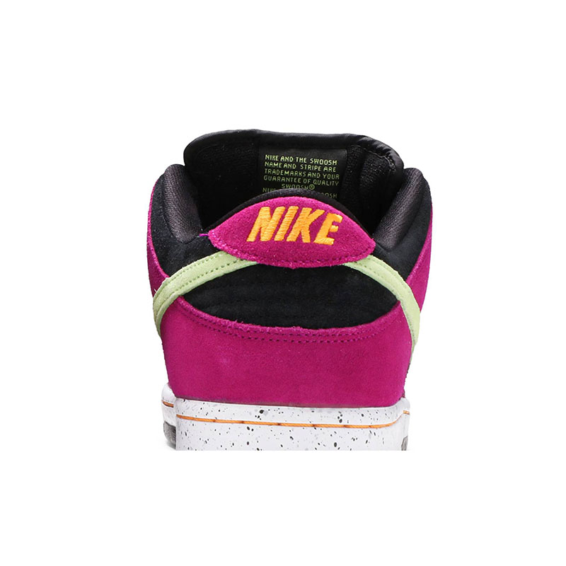DUNK LOW PRO SB 