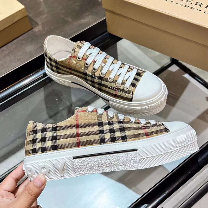 BURBERRY Jack Sneakers