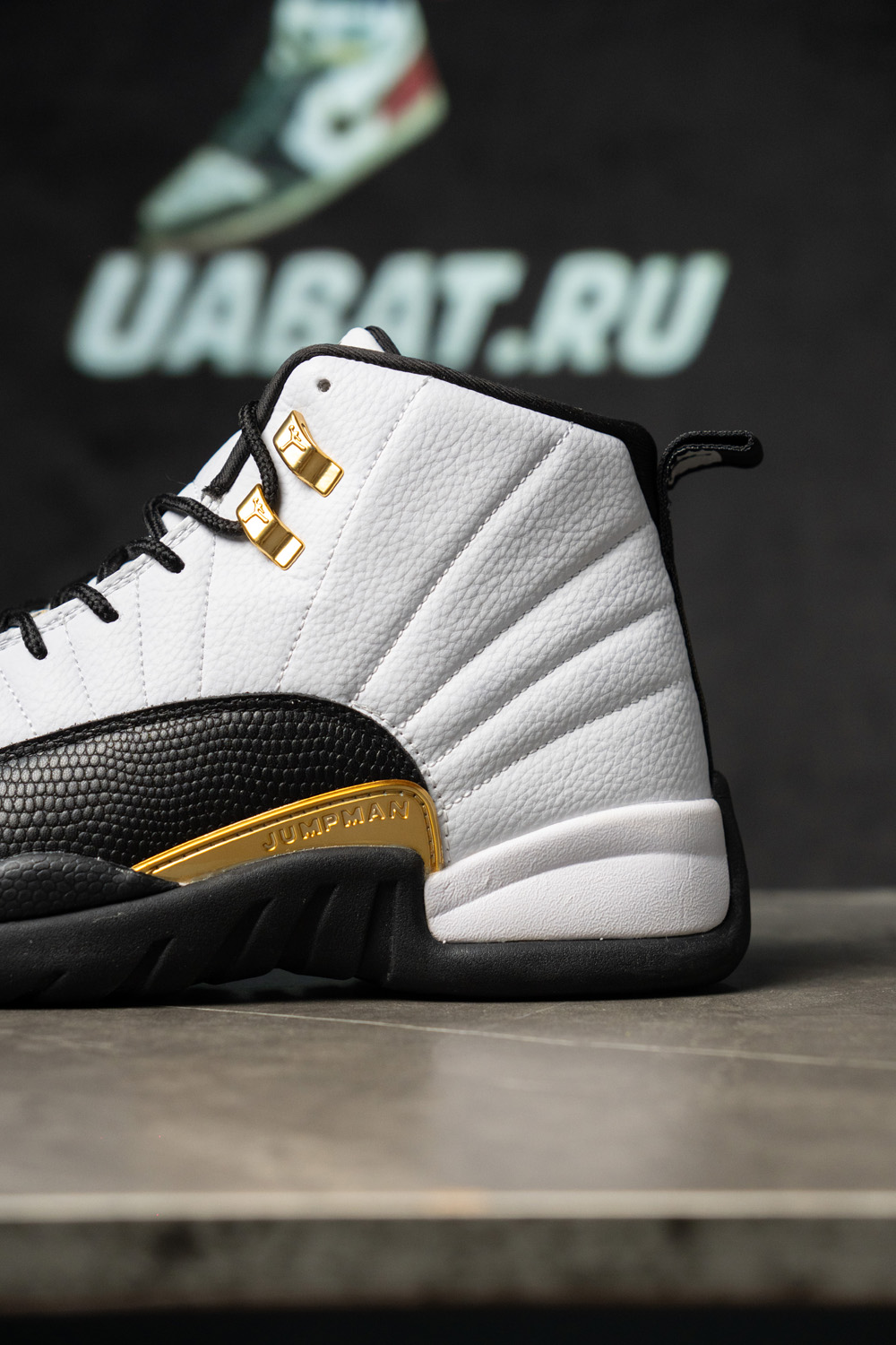 AIR JORDAN 12 RETRO 