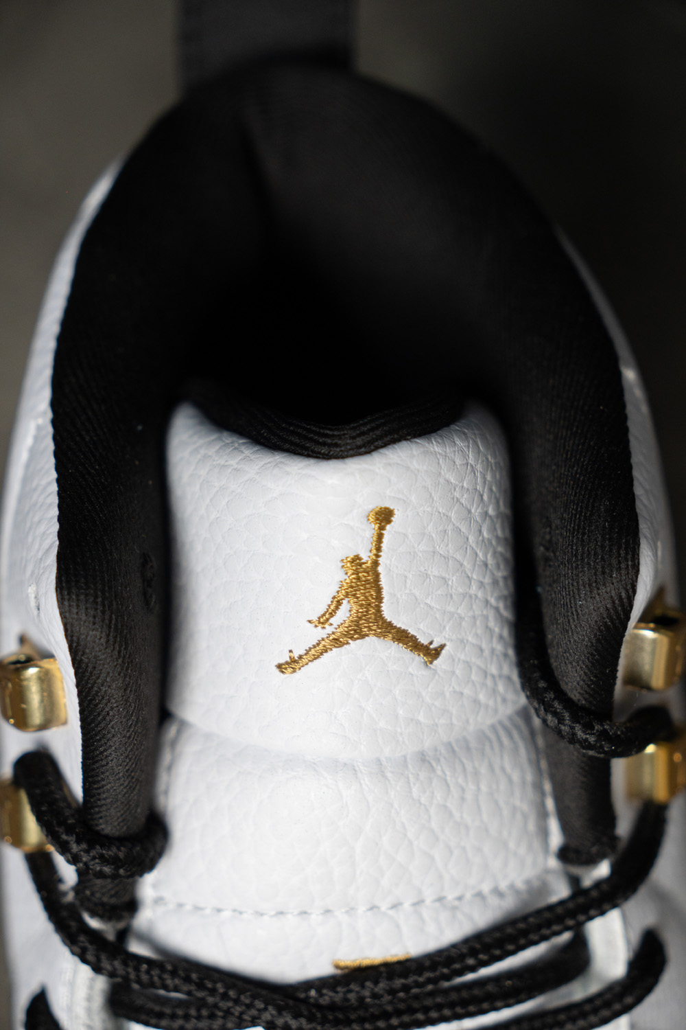 AIR JORDAN 12 RETRO 