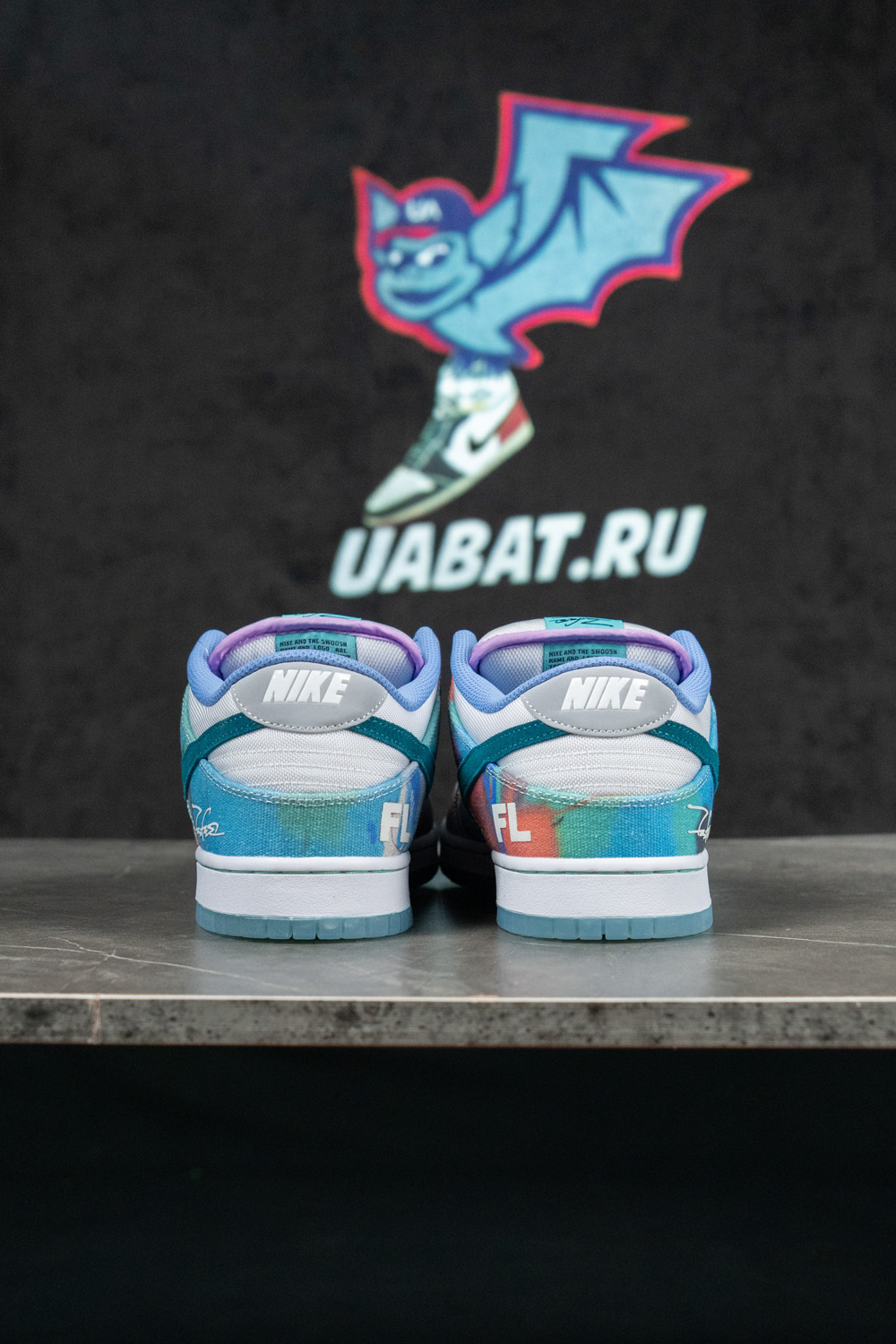 Futura Laboratories x Dunk Low SB 