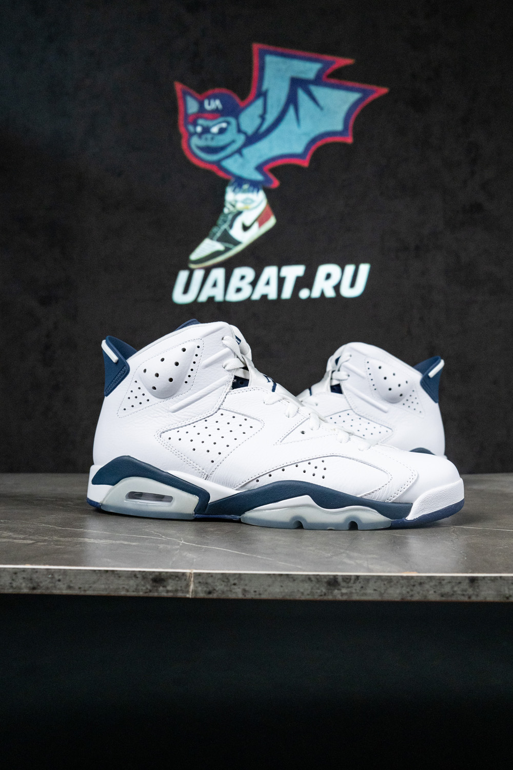 AIR JORDAN 6 RETRO