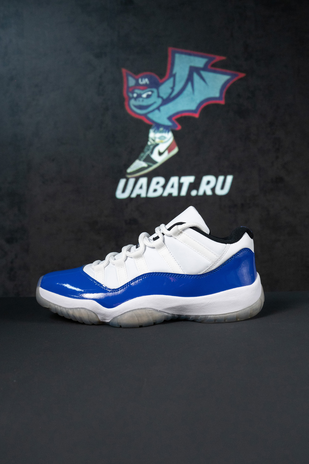Air Jordan 11 Retro Low 