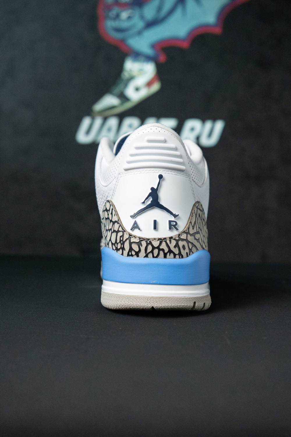 AIR JORDAN 3 RETRO 