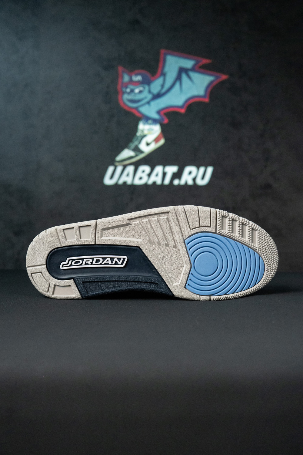 AIR JORDAN 3 RETRO 