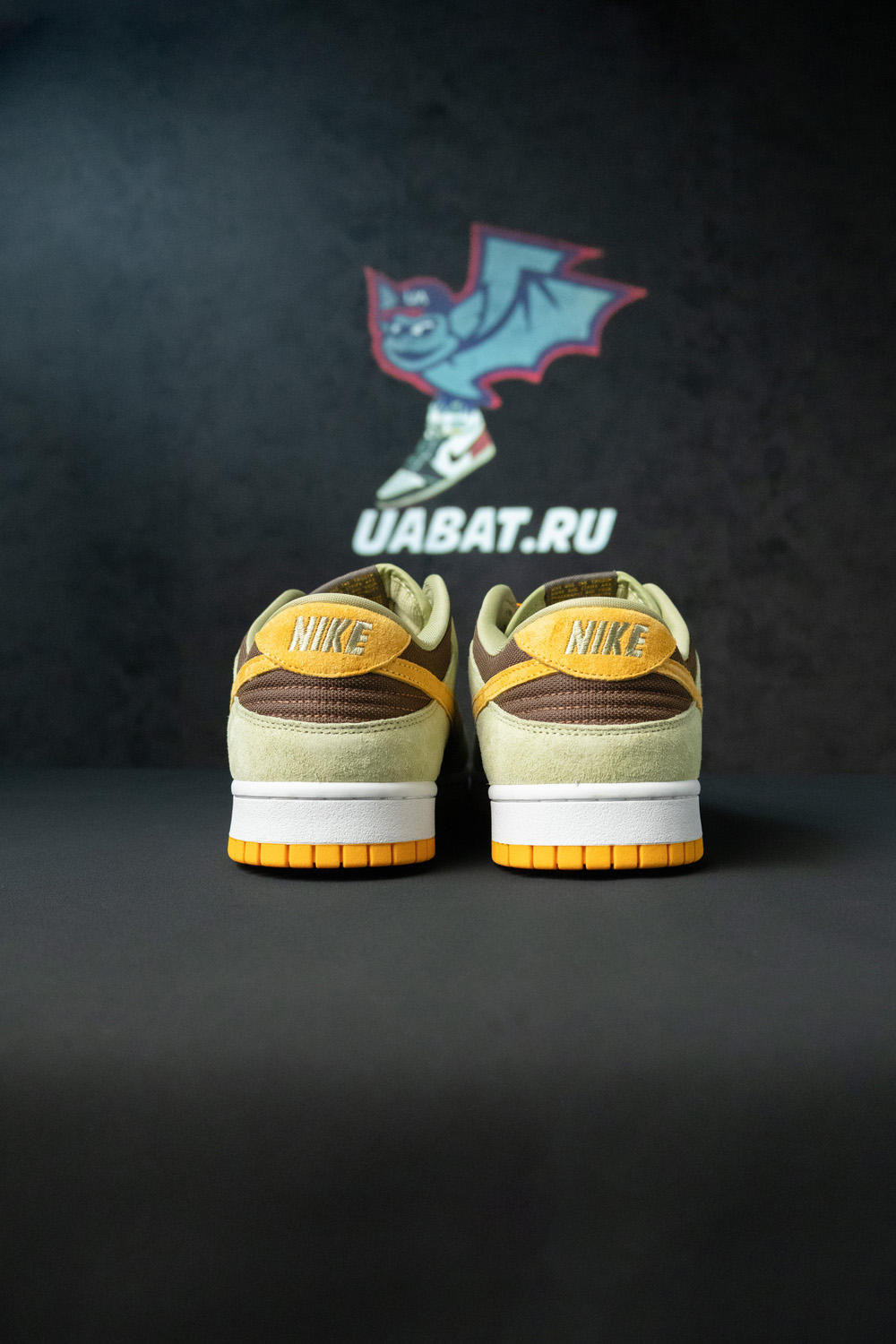 DUNK LOW 