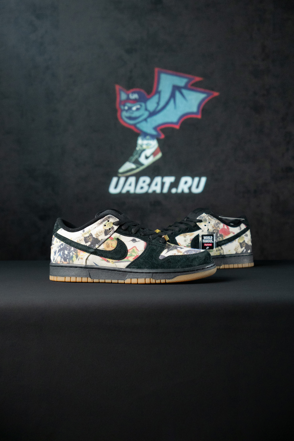 Supreme x Dunk Low SB 
