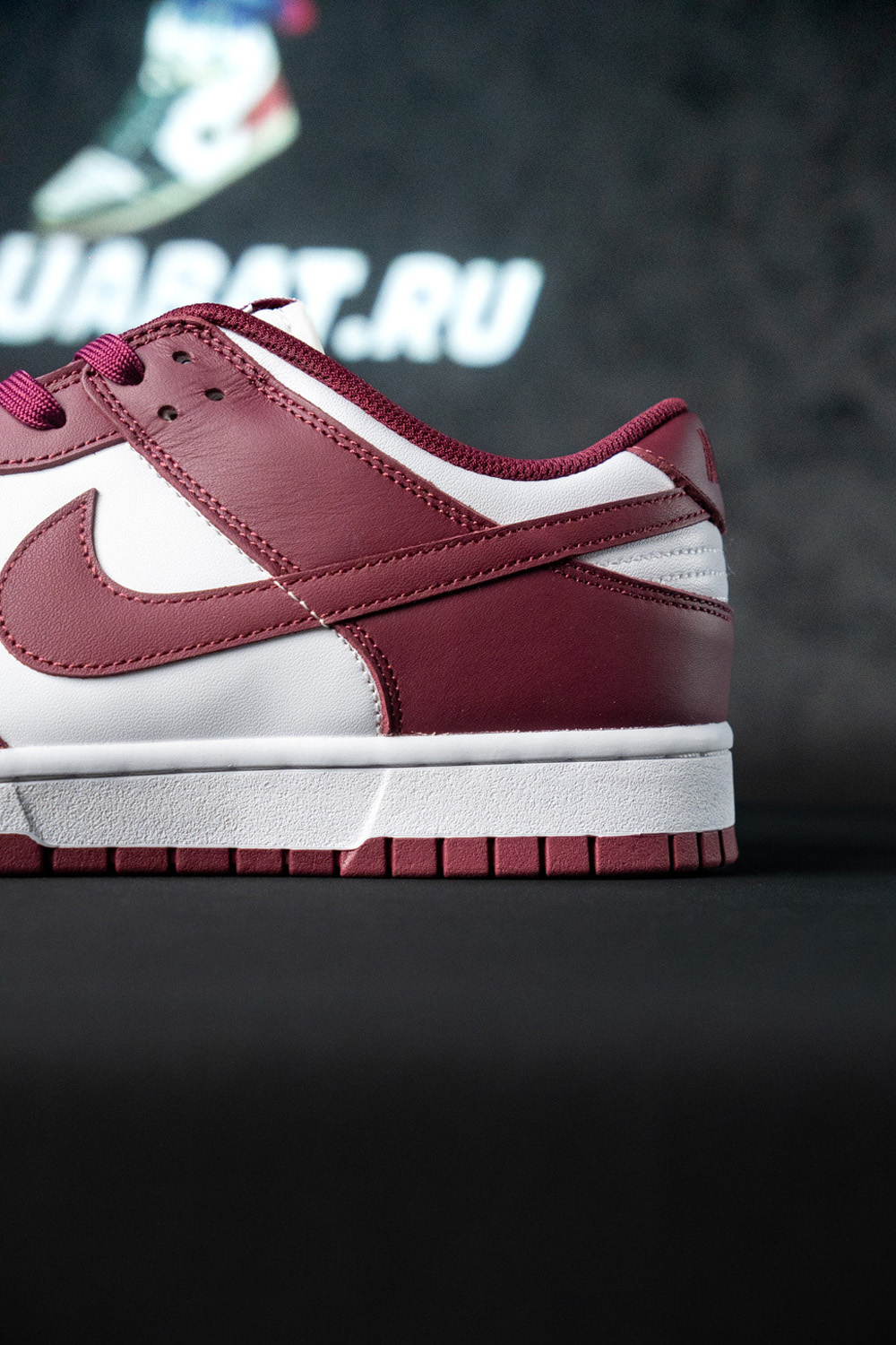 DUNK LOW 