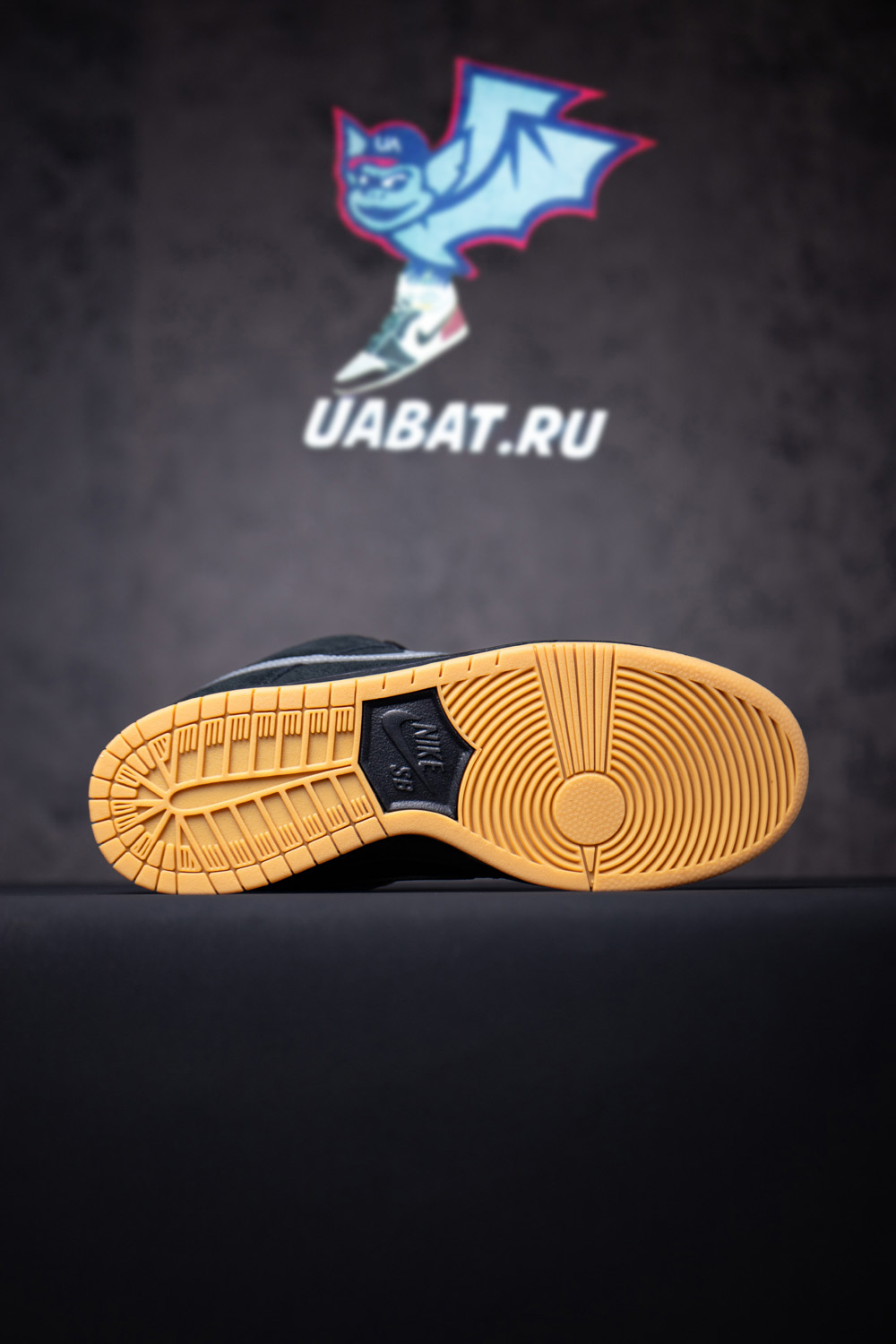 DUNK LOW PRO SB 