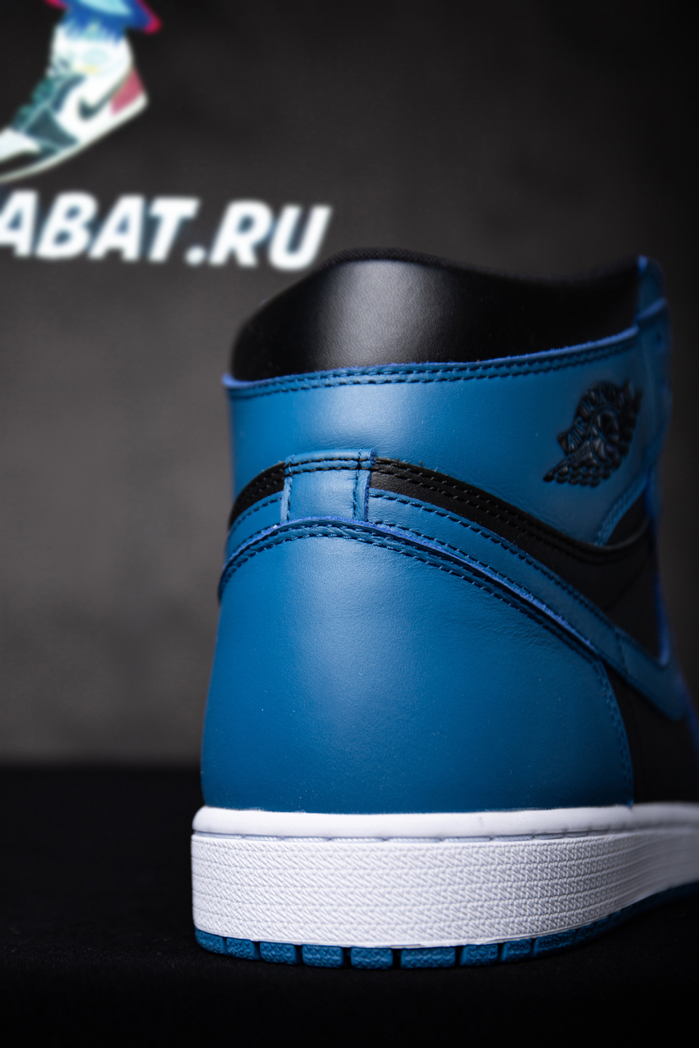 AIR JORDAN 1 RETRO HIGH OG 