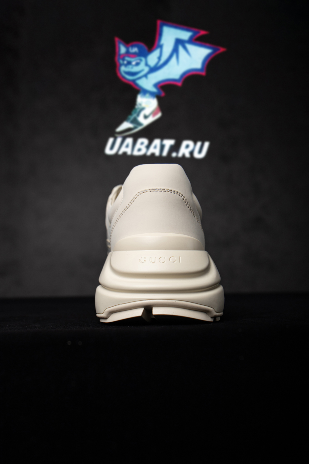 Gucci Rhython Leather Sneaker 