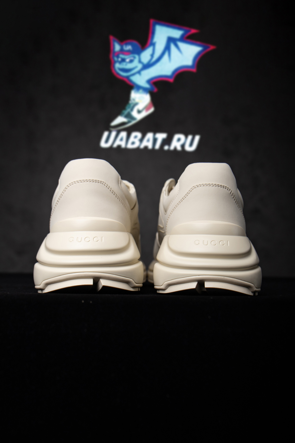Gucci Rhython Leather Sneaker 