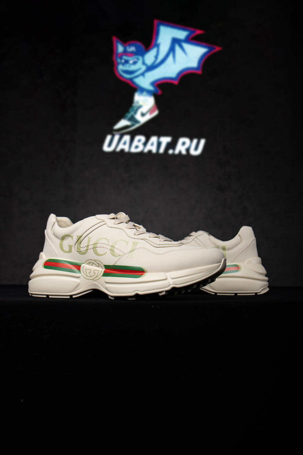 Gucci Rhython Leather Sneaker 