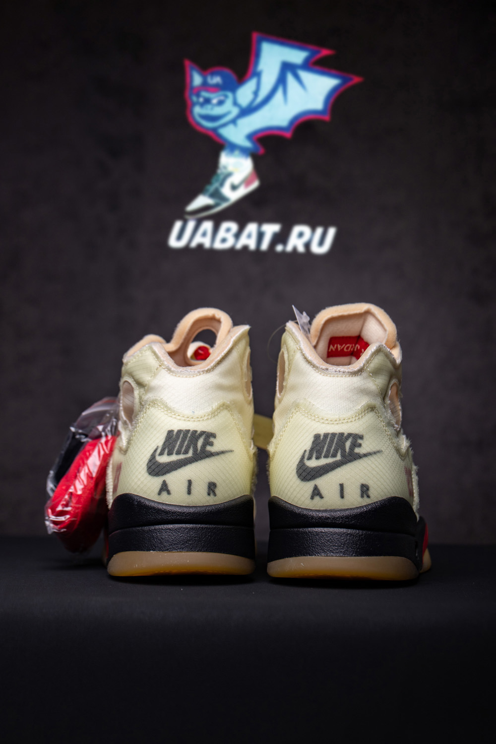 OFF-WHITE X AIR JORDAN 5 RETRO SP 